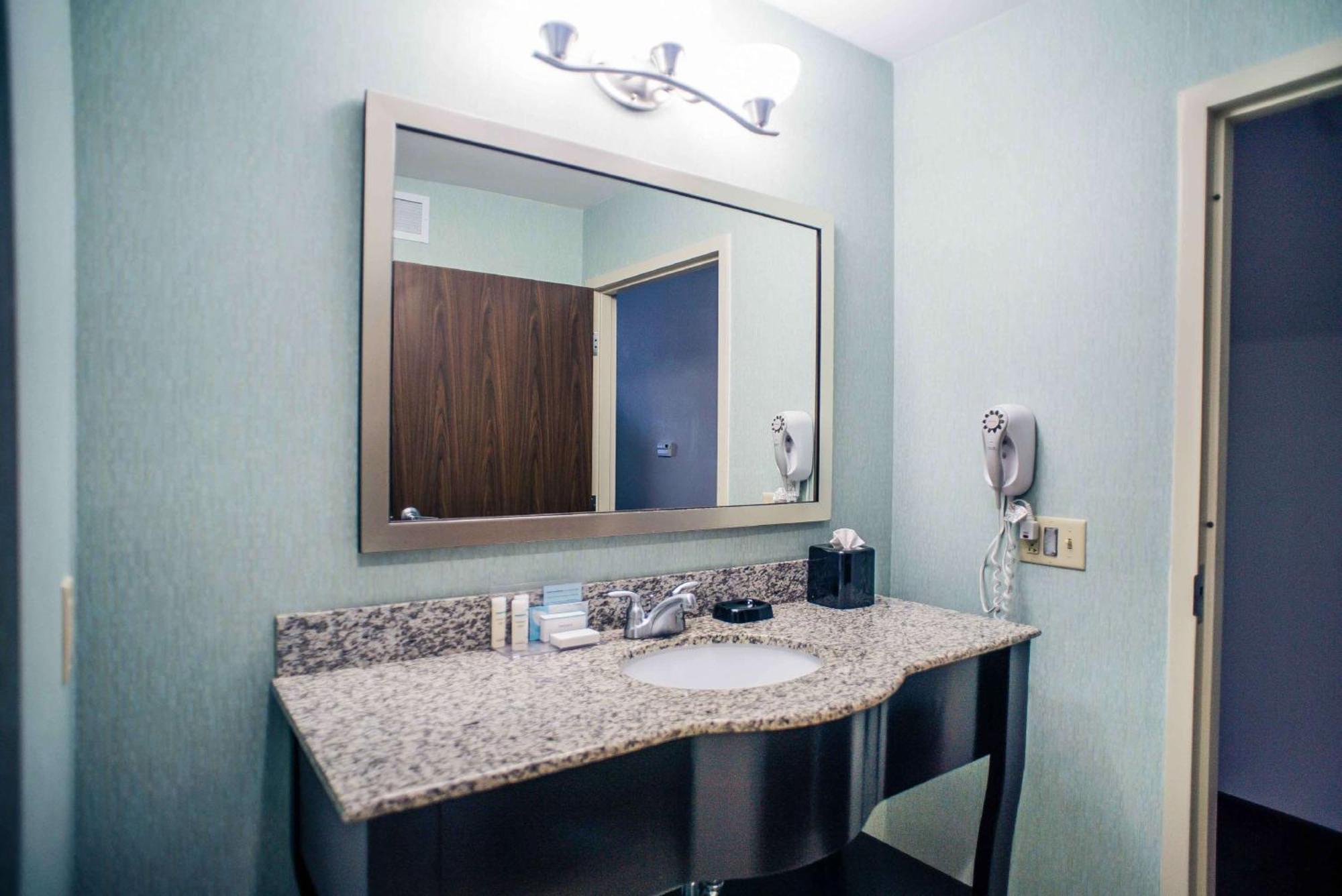 Hampton Inn - Monticello Zewnętrze zdjęcie